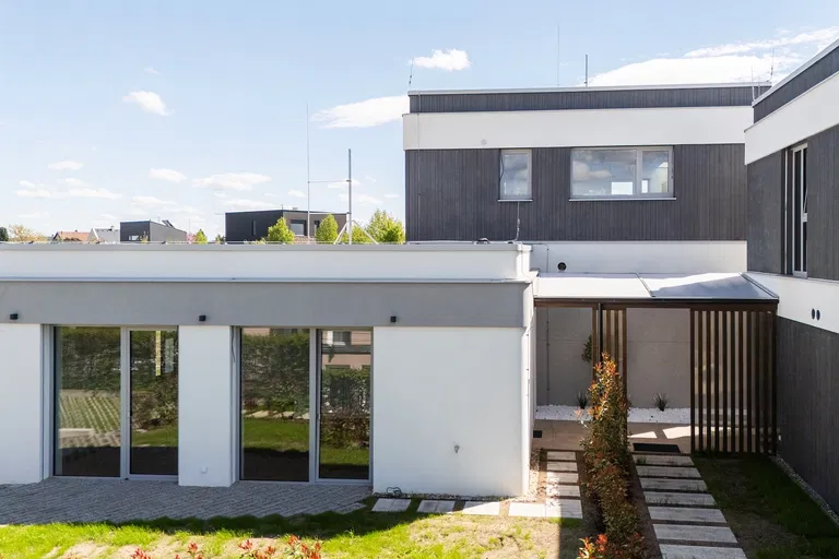 Racková, Jesenice - Praha-západ | Predaj, Rodinný dom, 2-izbový, 56 m²
