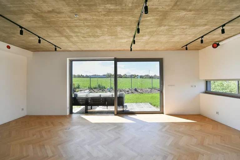 Racková, Jesenice - Praha-západ | Sale, Apartment, Three-bedroom (4+kk), 132 m²