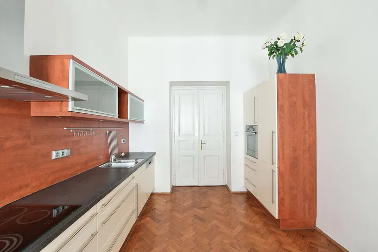 Bílkova, Staré Město - Praha 1 | Predaj, Byt, 2-izbový, 75 m²