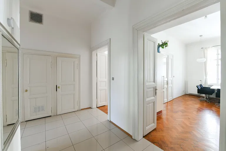 Bílkova, Staré Město - Praha 1 | Predaj, Byt, 2-izbový, 75 m²