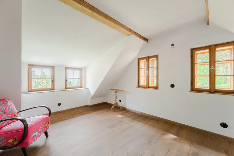Lipno nad Vltavou - Český Krumlov | Sale, Apartment, Three-bedroom (4+kk), 136 m²