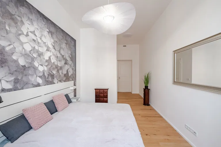 Opletalova, Nové Město - Praha 1 | Predaj, Byt, 3-izbový, 90 m²