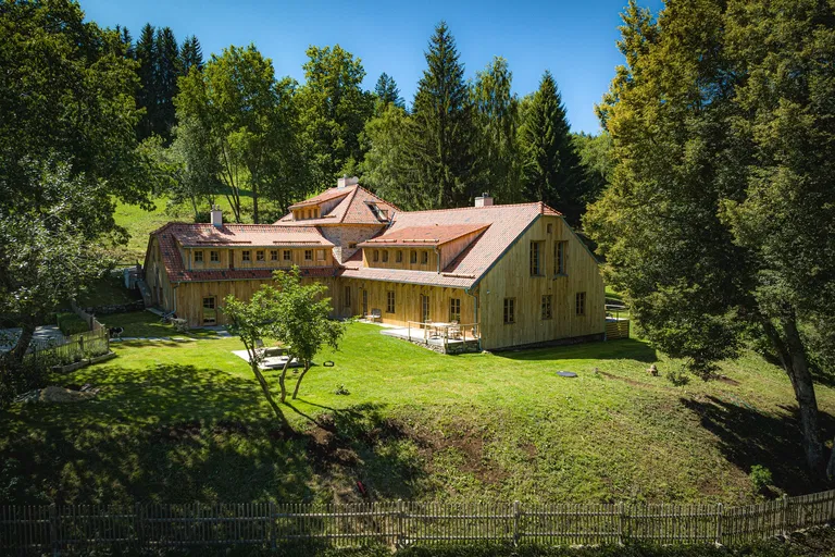Frýdava, Lipno nad Vltavou - Český Krumlov | Sale, Apartment, Two-bedroom (3+kk), 112 m²