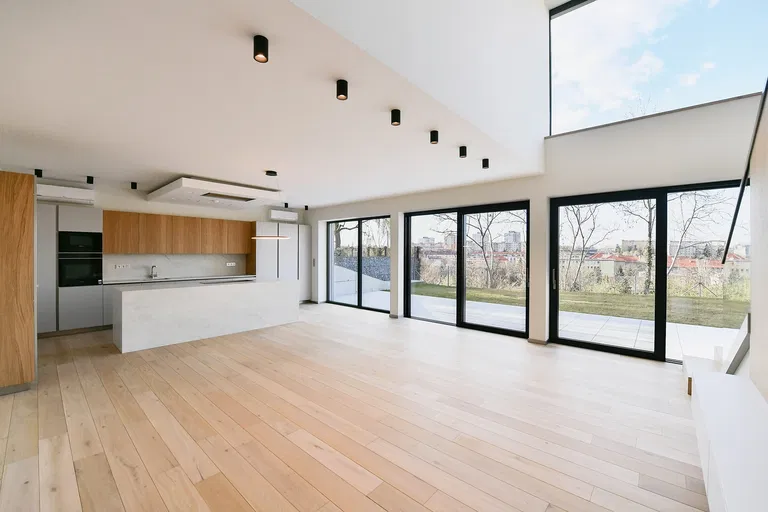 Pod Novým lesem, Veleslavín - Praha 6 | Predaj, Bytový dom, 706 m²