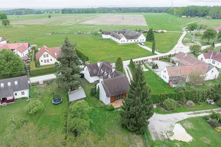 Žižkova, Suchdol nad Lužnicí - Jindřichův Hradec | Predaj, Rodinný dom, 6-izbový, 220 m²