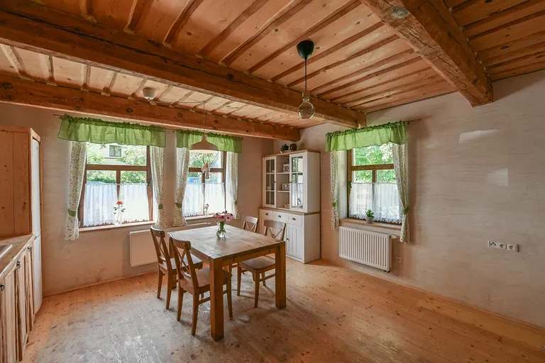 Střihov, Sloveč - Nymburk | Sale, House, Three-bedroom (4+kk), 150 m²