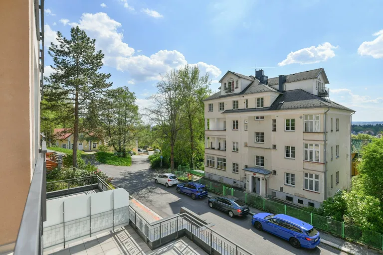 Zeyerova, Mariánské Lázně - Cheb | Sale, Apartment, One-bedroom (2+kk), 105 m²