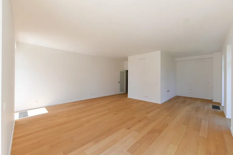 Zeyerova, Mariánské Lázně - Cheb | Sale, Apartment, One-bedroom (2+kk), 97 m²