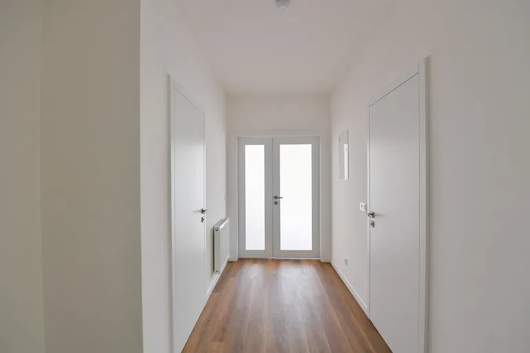 Zeyerova, Mariánské Lázně - Cheb | Sale, Apartment, One-bedroom (2+kk), 105 m²