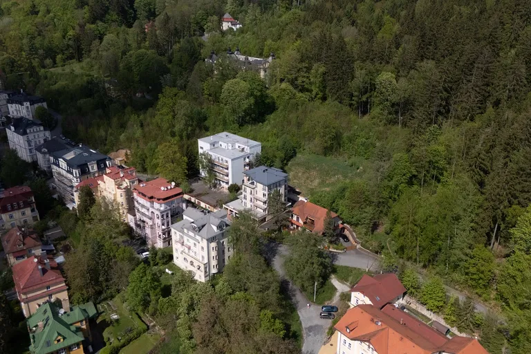 Zeyerova, Mariánské Lázně - Cheb | Sale, Apartment, One-bedroom (2+kk), 105 m²