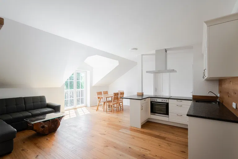 Plav - České Budějovice | Predaj, Rodinný dom, 5-izbový, 750 m²
