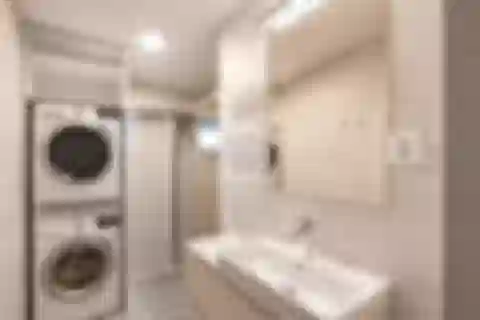 Mezilehlá, Hrdlořezy - Prague 9 | Sale, Apartment, Two-bedroom (3+kk), 74 m²