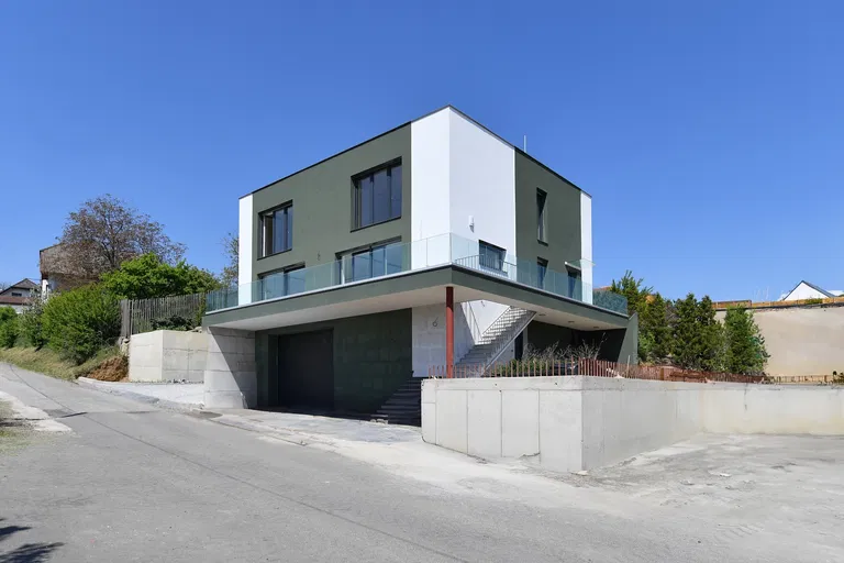 Líbeznice - Praha-východ | Predaj, Rodinný dom, 5-izbový, 350 m²