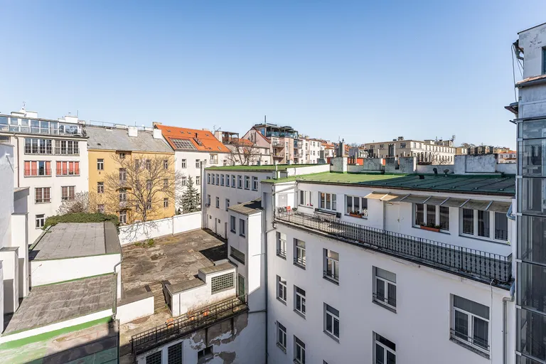 Seifertova, Žižkov - Praha 3 | Predaj, Bytový dom, 3950 m²