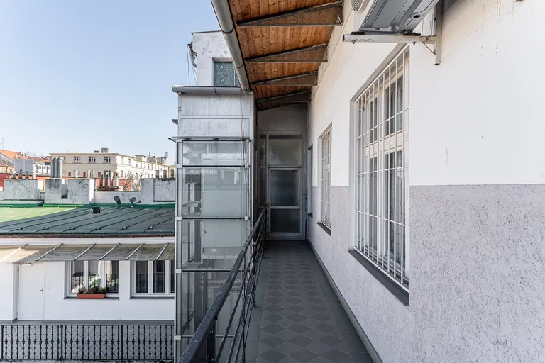 Seifertova, Žižkov - Praha 3 | Predaj, Bytový dom, 3950 m²