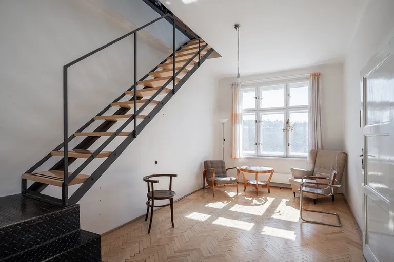 Seifertova, Žižkov - Praha 3 | Predaj, Bytový dom, 3950 m²