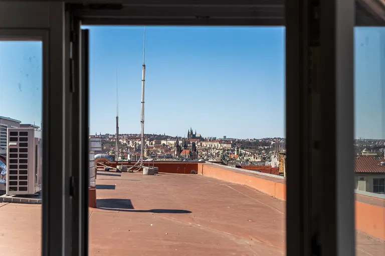 Seifertova, Žižkov - Praha 3 | Predaj, Bytový dom, 3950 m²