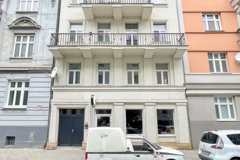 Heydukova, Staré Mesto - Bratislava I | Predaj, Obchodný priestor, 62 m²