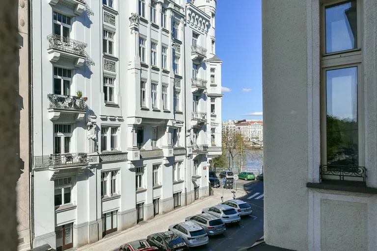 Pecháčkova, Smíchov - Praha 5 | Predaj, Byt, 4-izbový, 131 m²