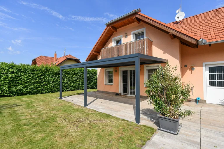 Modřínová, Postřižín - Mělník | Sale, House, Four-bedroom (5+kk), 215 m²