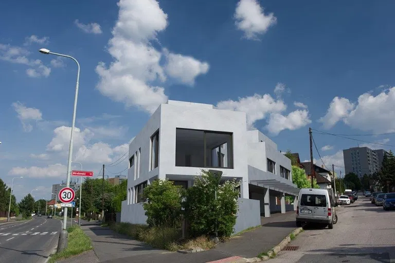 Mirošovská, Háje - Prague 4 | Sale, Land, Three-bedroom (4+kk), 527 m²