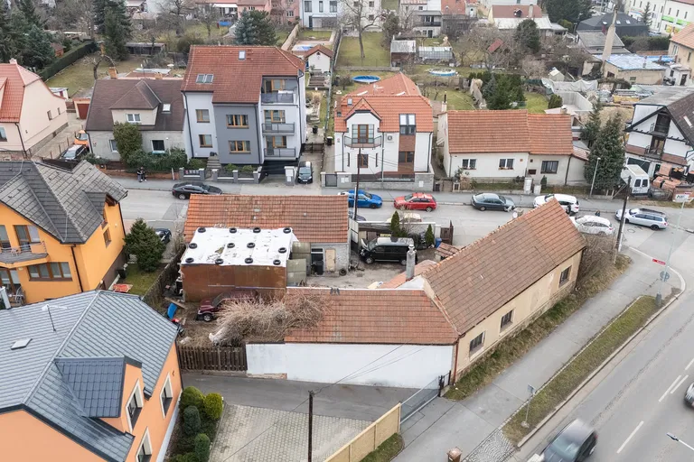 Mirošovská, Háje - Prague 4 | Sale, Land, Three-bedroom (4+kk), 527 m²