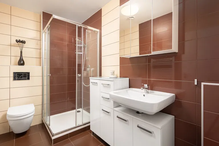 P. Bezruče, Valtice - Břeclav | Sale, Apartment, One-bedroom (2+kk), 77 m²