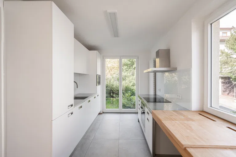 Nad Pomníkem, Hlubočepy - Prague 5 | Sale, House, Five-bedroom (6+kk), 308 m²