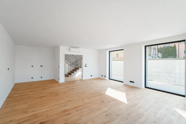 Ke Koh-i-nooru, Stodůlky - Prague 5 | Sale, House, Six-bedroom (7+kk), 300 m²