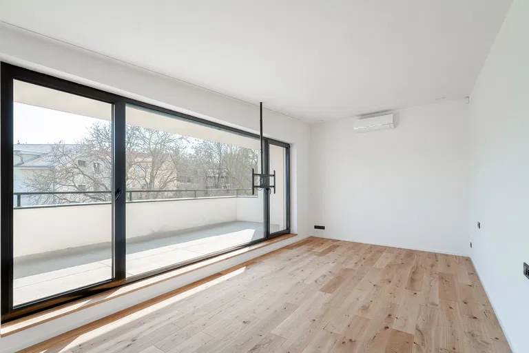 Ke Koh-i-nooru, Stodůlky - Prague 5 | Sale, House, Six-bedroom (7+kk), 300 m²