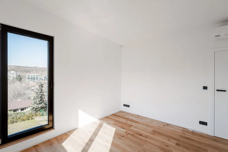 Ke Koh-i-nooru, Stodůlky - Prague 5 | Sale, House, Six-bedroom (7+kk), 300 m²
