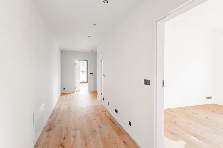 Ke Koh-i-nooru, Stodůlky - Prague 5 | Sale, House, Six-bedroom (7+kk), 300 m²