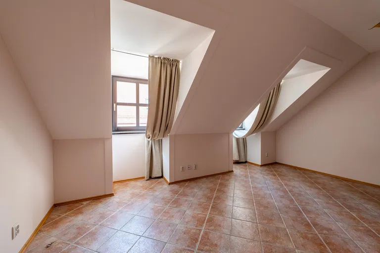 Michalská, Staré Mesto - Bratislava I | Sale, Apartment, Five-bedroom (6+kk), 208 m²