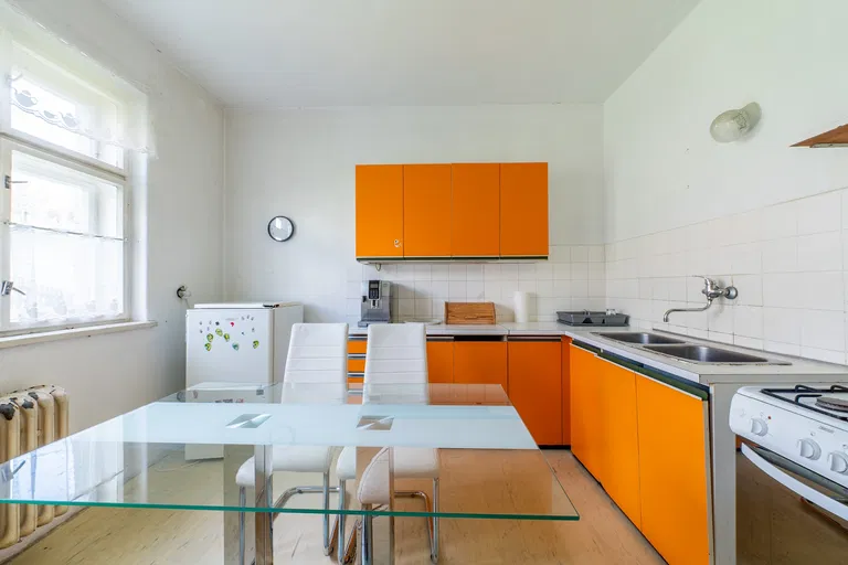 Vidlicová, Nové Mesto - Bratislava III | Sale, House, Four-bedroom (5+kk), 291 m²