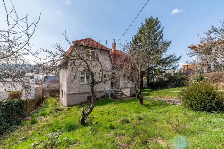 Vidlicová, Nové Mesto - Bratislava III | Sale, House, Four-bedroom (5+kk), 291 m²