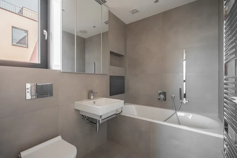 V Přístavu, Holešovice - Praha 7 | Predaj, Byt, 3-izbový, 100 m²