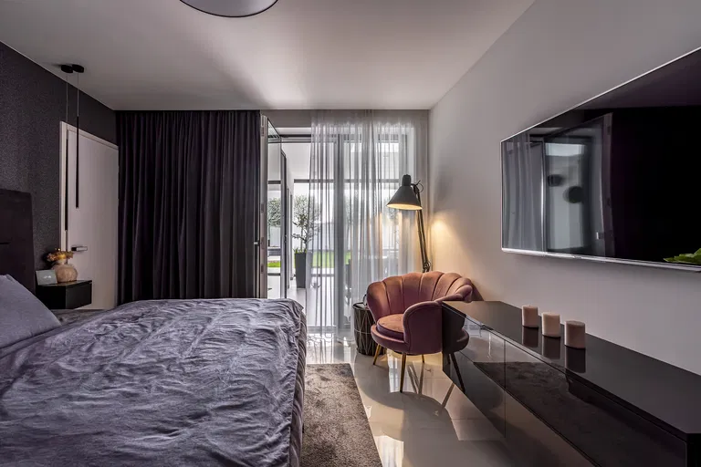 Hviezdna - Trnava | Predaj, Rodinný dom, 4-izbový, 258 m²