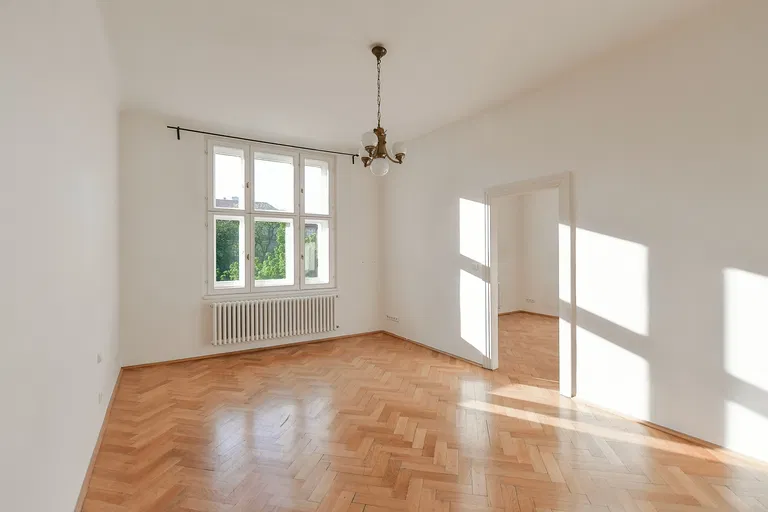 U Starého hřbitova, Staré Město - Prague 1 | Sale, Apartment, Two-bedroom (3+1), 96 m²