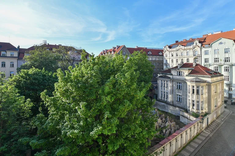 U Starého hřbitova, Staré Město - Prague 1 | Sale, Apartment, Two-bedroom (3+1), 96 m²