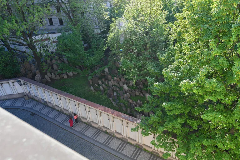 U Starého hřbitova, Staré Město - Prague 1 | Sale, Apartment, Two-bedroom (3+1), 96 m²