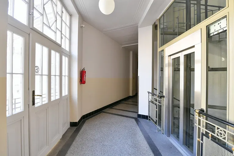 U Starého hřbitova, Staré Město - Prague 1 | Sale, Apartment, Two-bedroom (3+1), 96 m²
