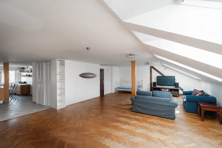 Šumavská, Vinohrady - Prague 2 | Sale, Apartment, Three-bedroom (4+1), 194 m²