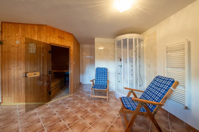 Janka Počúvaja, Nová Lesná - Poprad | Predaj, Rodinný dom, 10-izbový, 700 m²