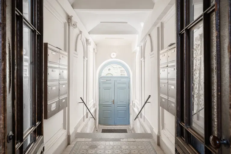 Šumavská, Vinohrady - Prague 2 | Sale, Apartment, Three-bedroom (4+1), 194 m²