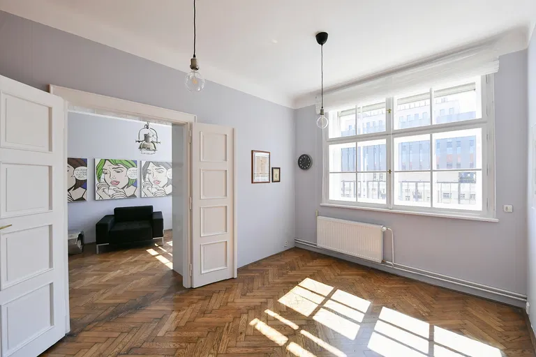 Evropská, Dejvice - Prague 6 | Sale, Apartment, Three-bedroom (4+kk), 108 m²