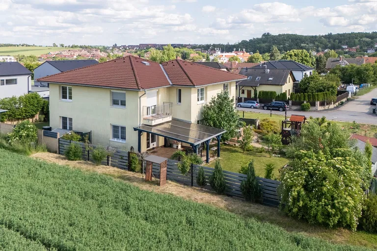 Wichterleho, Velké Přílepy - Praha-západ | Predaj, Byt, 4-izbový, 128 m²