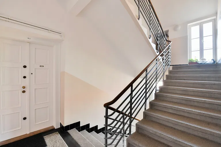 Evropská, Dejvice - Prague 6 | Sale, Apartment, Three-bedroom (4+kk), 108 m²
