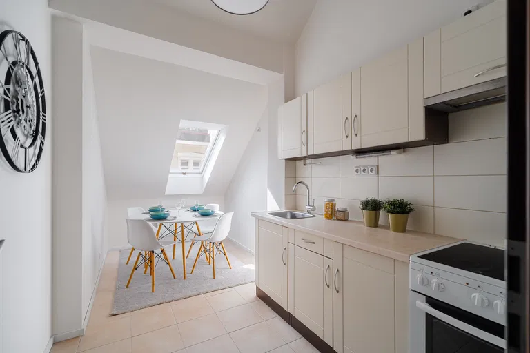 Kamenická, Holešovice - Prague 7 | Sale, Apartment, One-bedroom (2+1), 70 m²