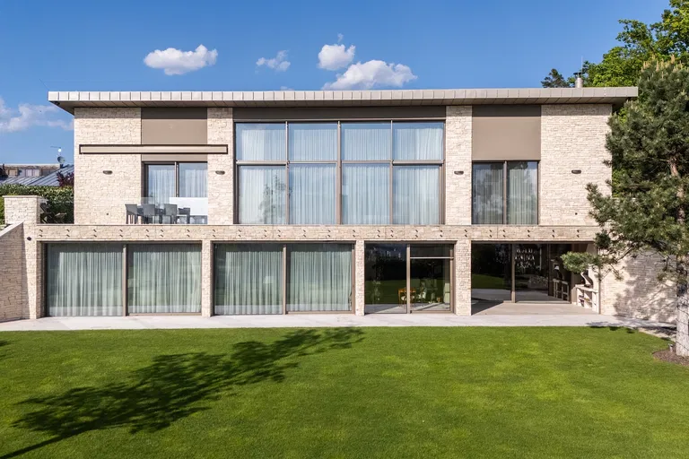 U Hájku, Beroun - Beroun | Predaj, Rodinný dom, 8-izbový, 811 m²
