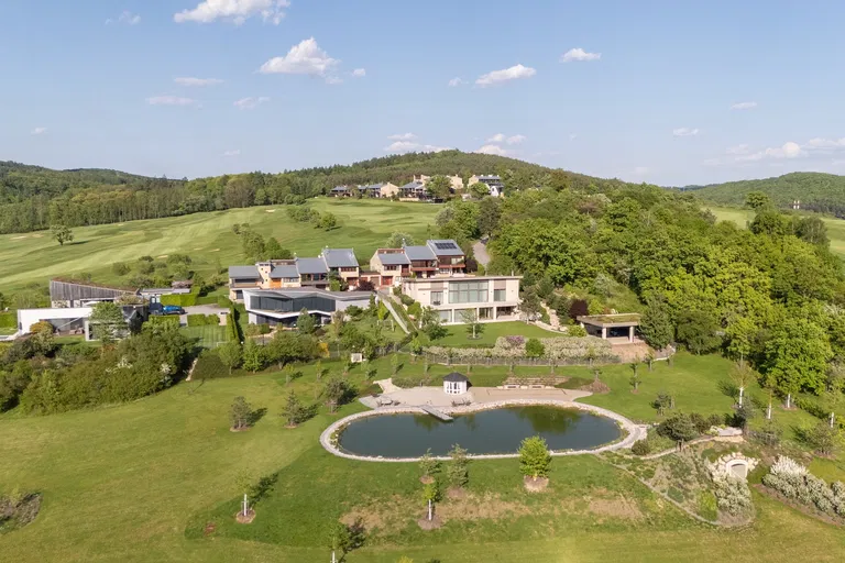 U Hájku, Beroun - Beroun | Predaj, Rodinný dom, 8-izbový, 811 m²
